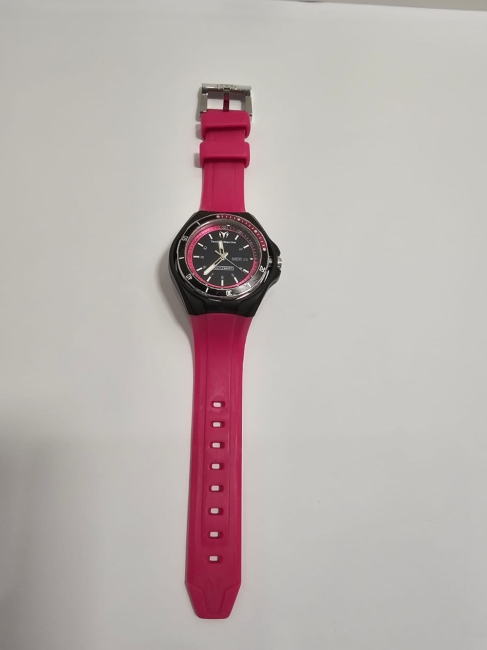 Authentic TechnoMarine Cruise 110013 Watch - Includes Pink & Black Straps + Box - Picture 3 of 7